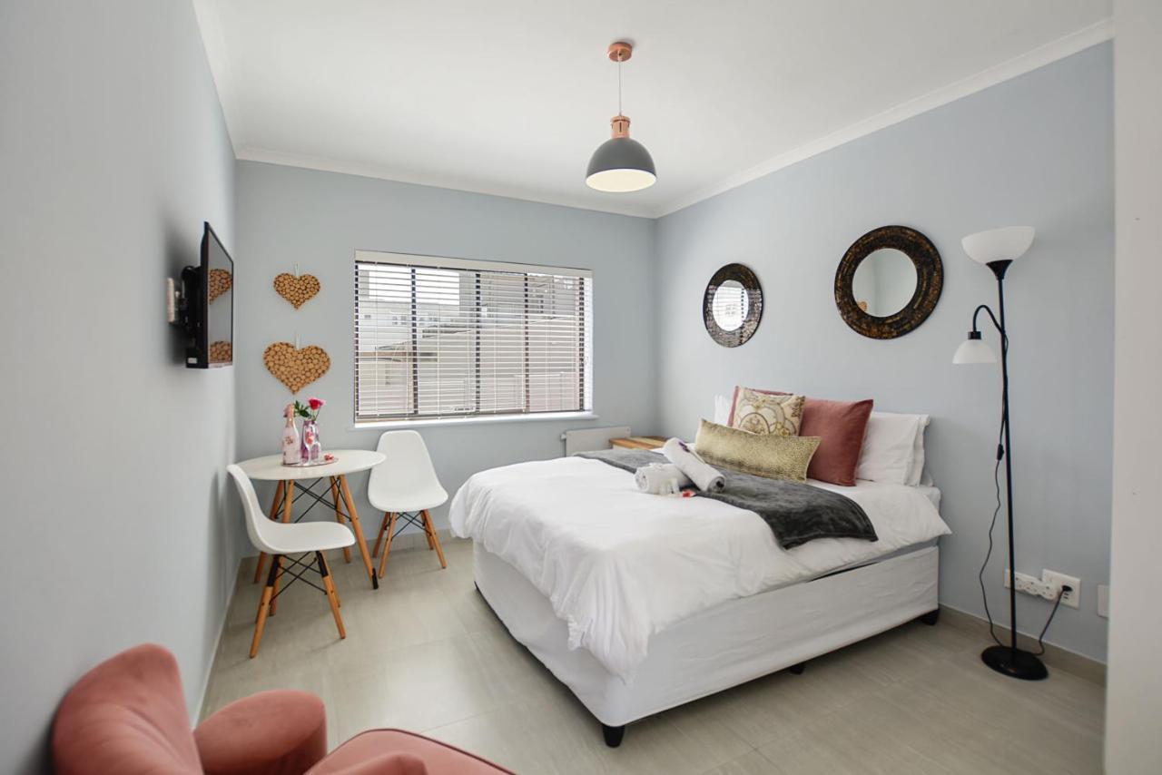 Sea Breeze Apartments Bloubergstrand Exterior foto